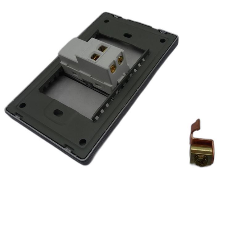 Kontrola lisování kovů